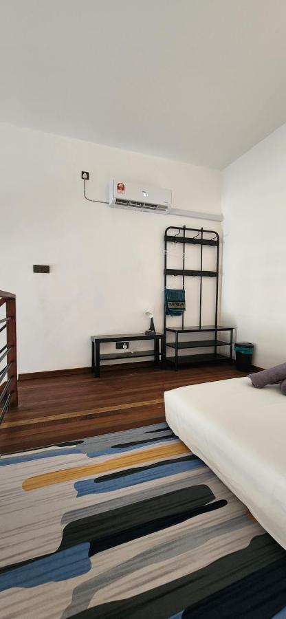 Kamalia Villas Kampung Penarik Exterior photo